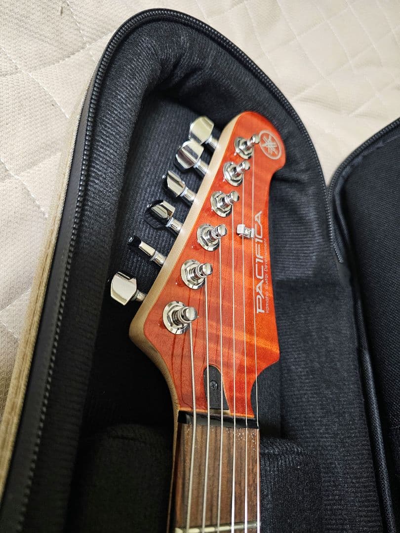 【美品】YAMAHA PACIFICA 212 VFM
