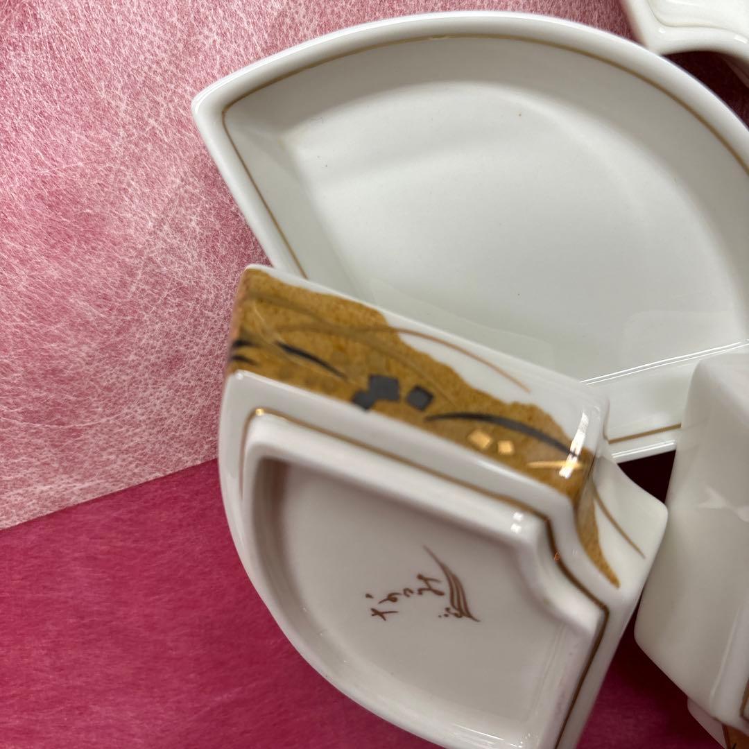 ナルミ（NARUMI）の白耀磁器 金銀彩 武蔵野文 扇皿（おうぎざら）