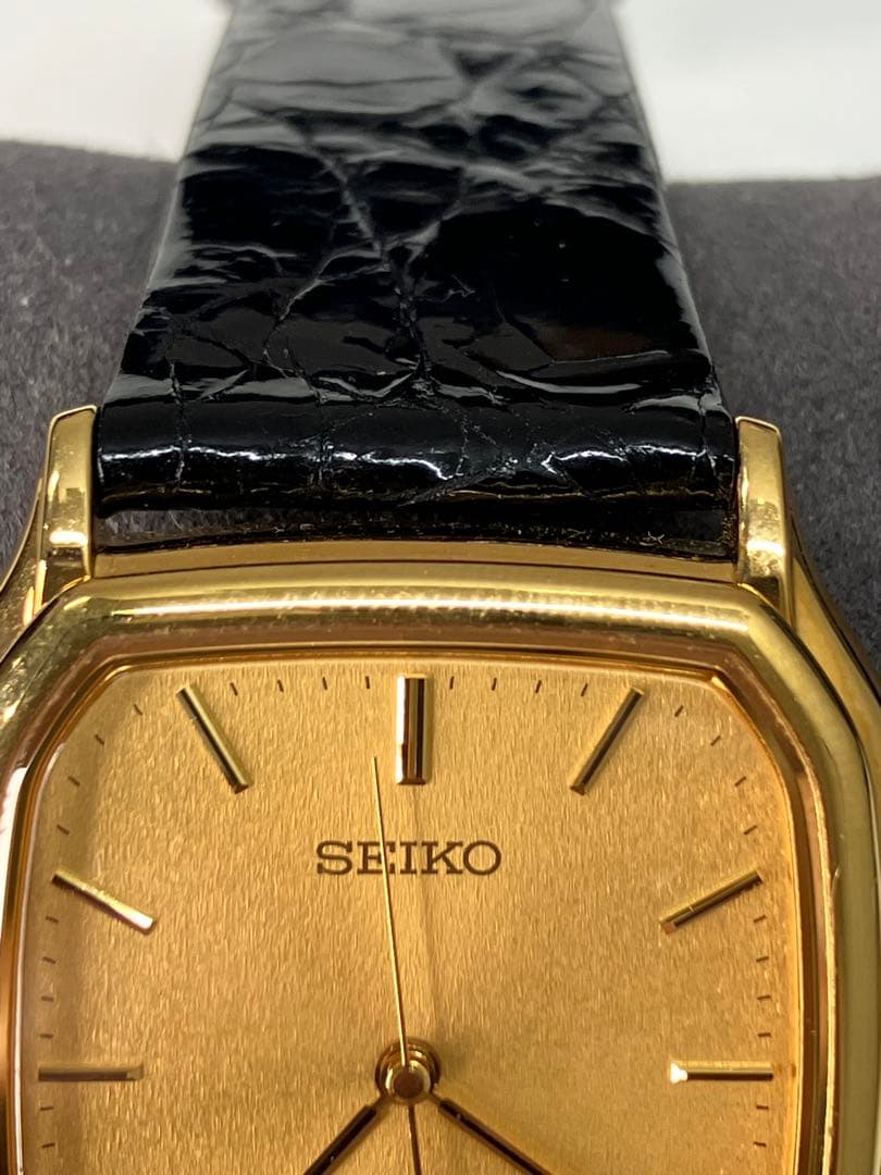 SEIKO DOLCE 腕時計5E61-5A10 クオーツ ゴールド【A876】 - メルカリ
