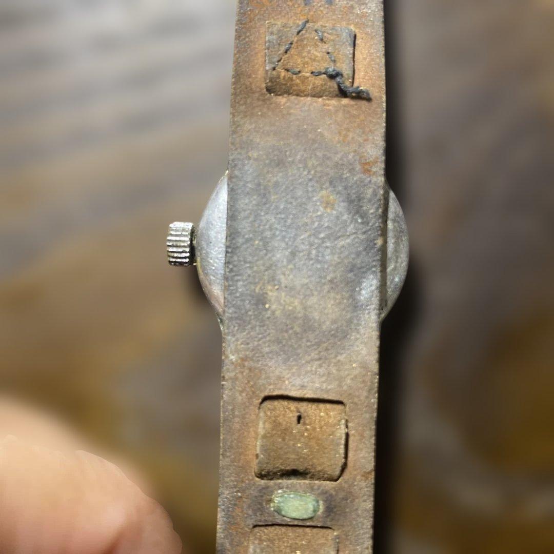 ヴィンテージ　1940年代　アンティーク　腕時計　軍用