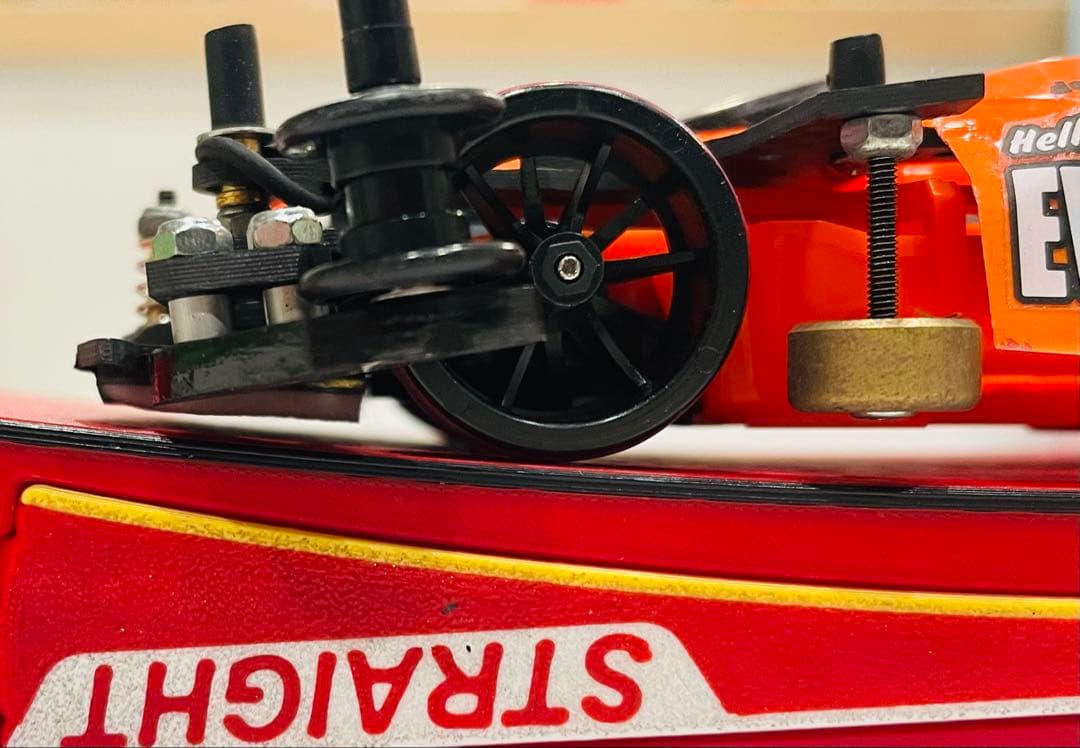 ミニ四駆　MSスギヤマ式フレキ　V字カット鳥居残し　２軸ATスラダン　１軸アンカ