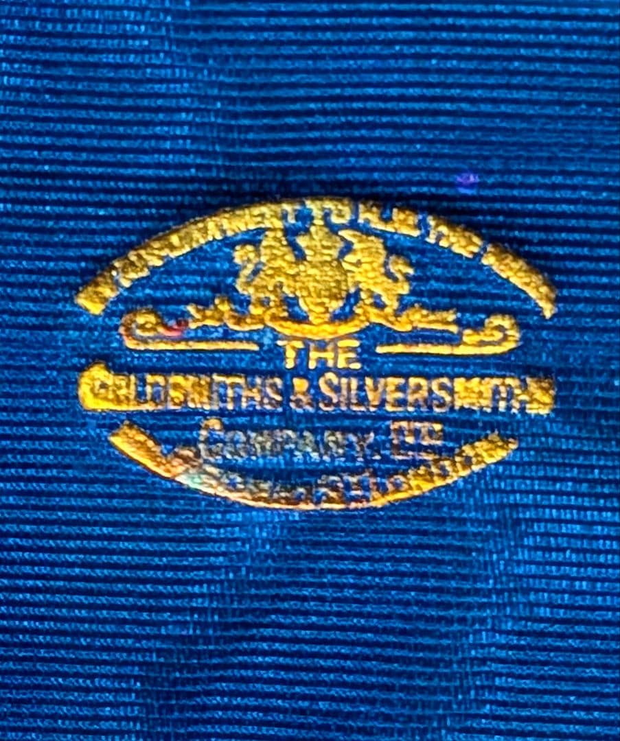 イギリスアンティーク 純銀フォトスタンド １９１３年ロンドン刻印 英国王室御用達