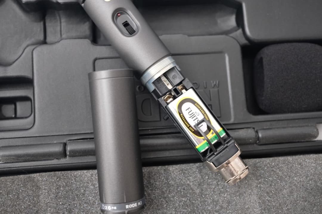 RODE M3 コンデンサーマイク　電池稼働可　ケース付