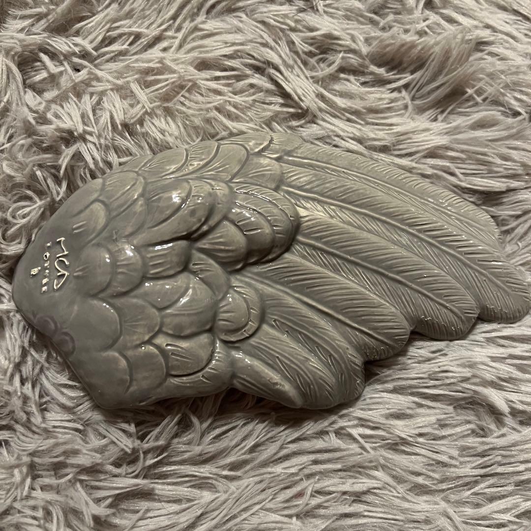 サモトラケのニケ　翼のオブジェ