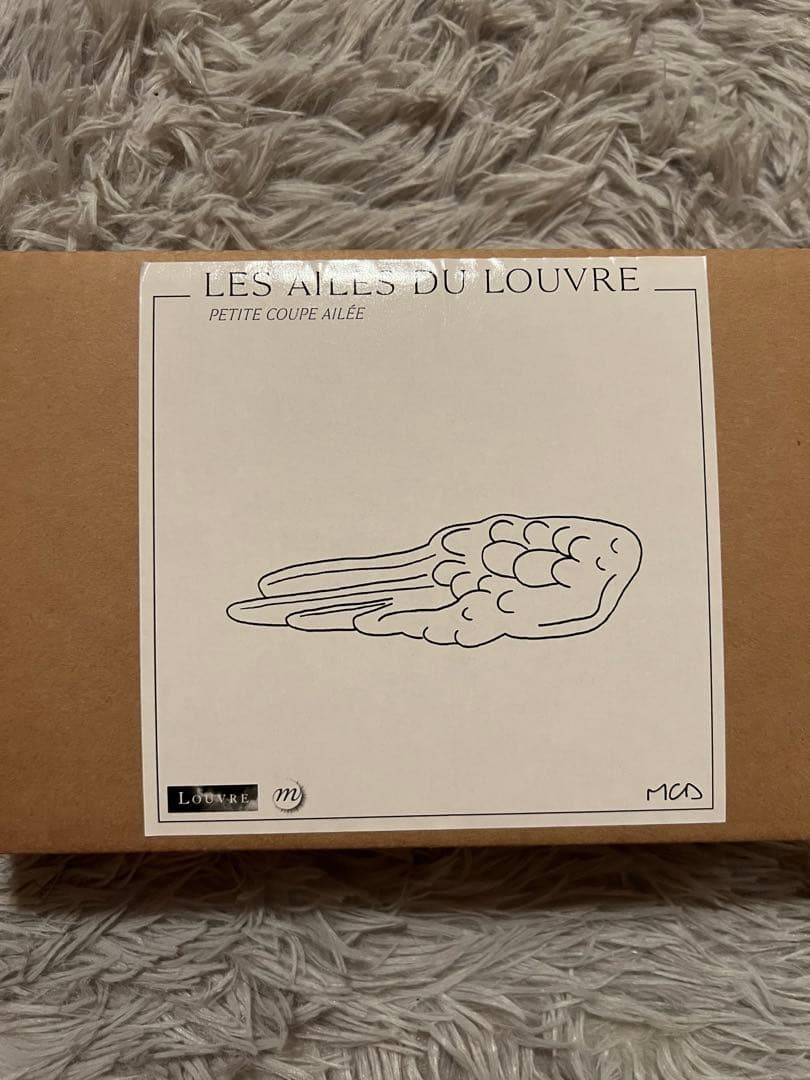 サモトラケのニケ　翼のオブジェ