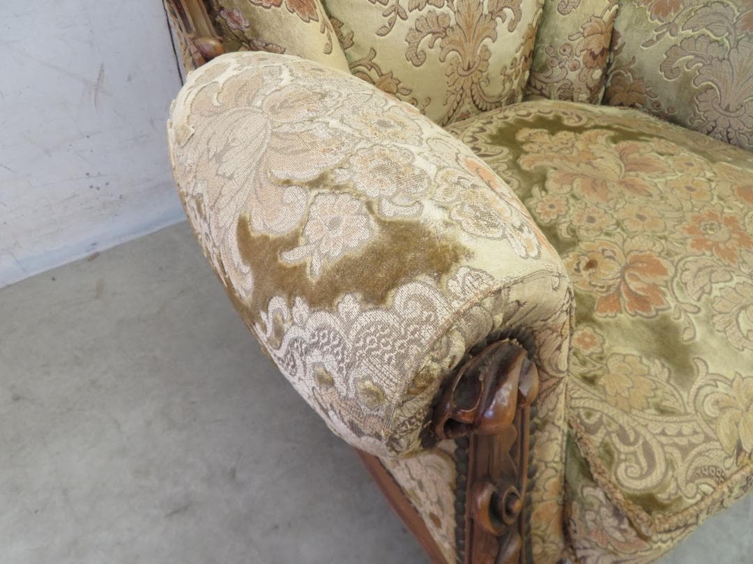 美品■イタリア■ロココ様式■金華山張り■単鋲■1人掛けソファ■ルイⅩⅤ■透かし彫