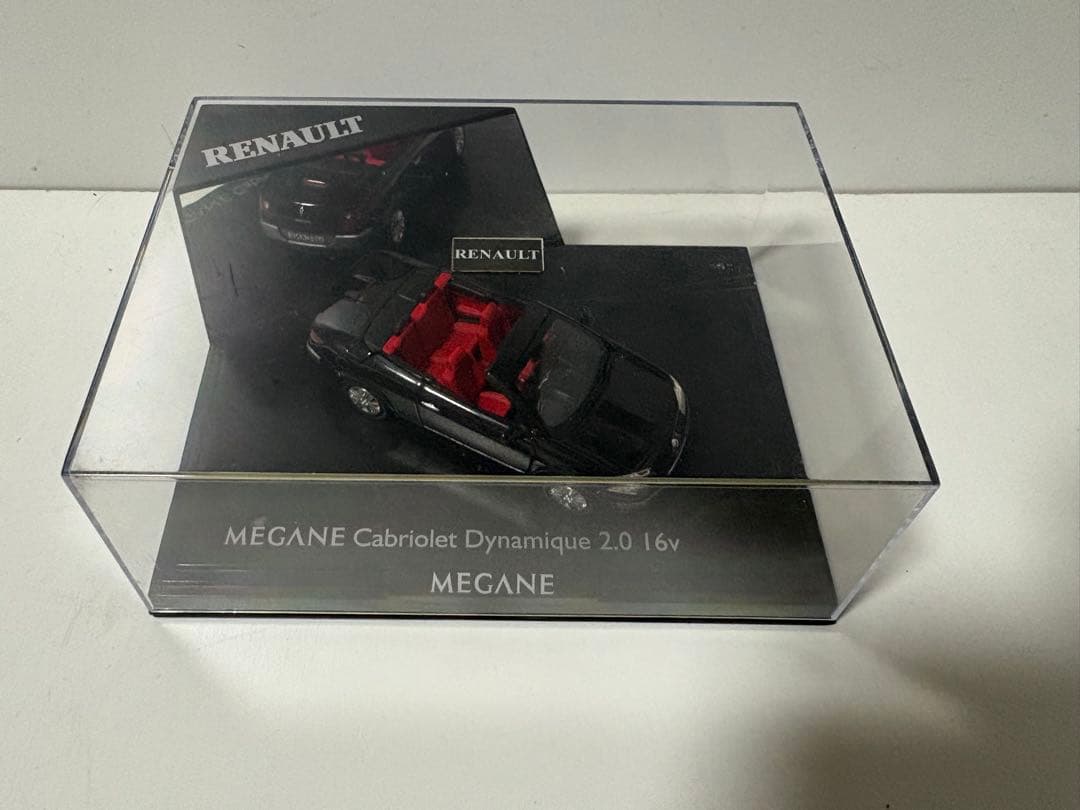 希少・ルノー純正】1/43 メガーヌ カブリオレ ダイナミクス 2.0 16v