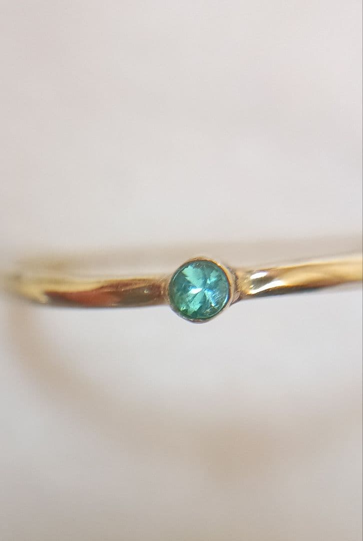 パライバトルマリン K10・ルース約1.8mm リングサイズ: 約5号