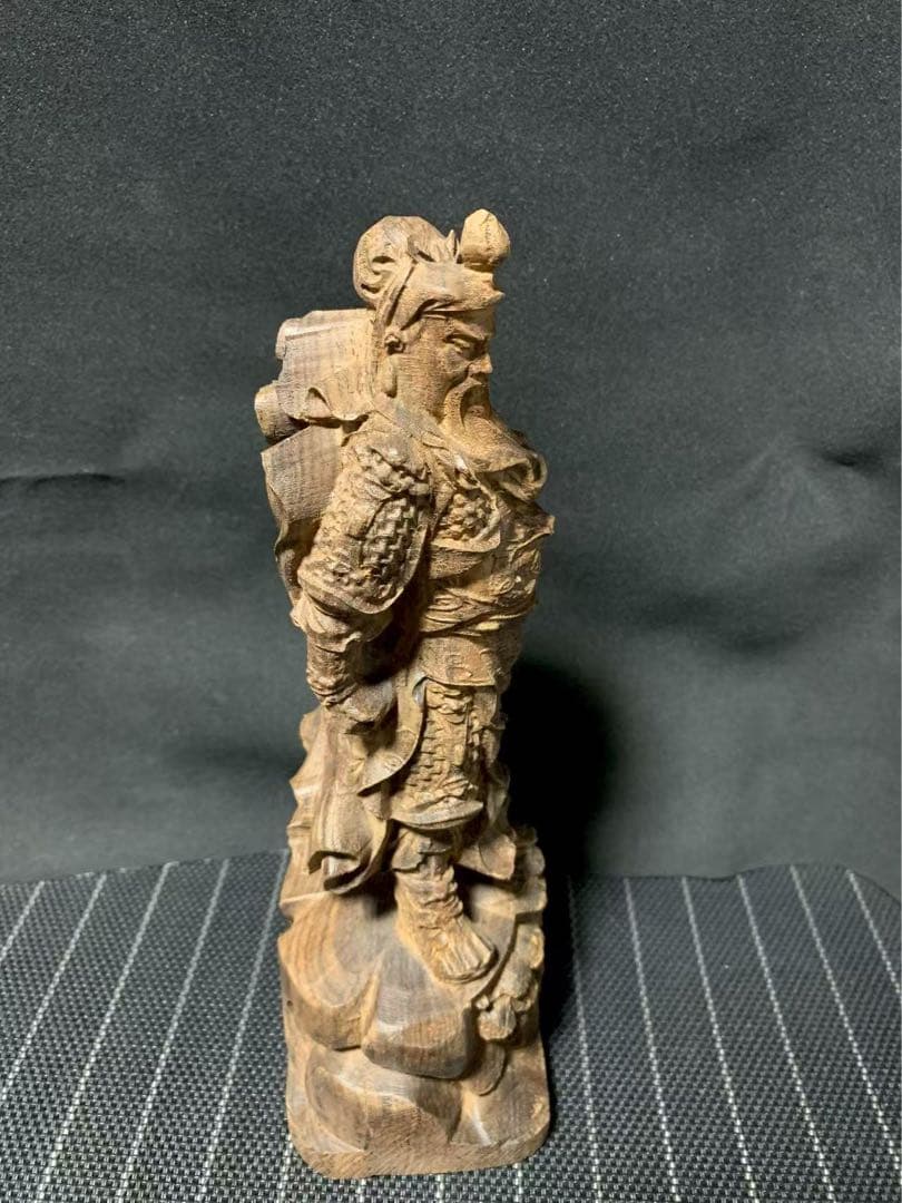 沈香木製立像 伝統的彫刻 約30cm