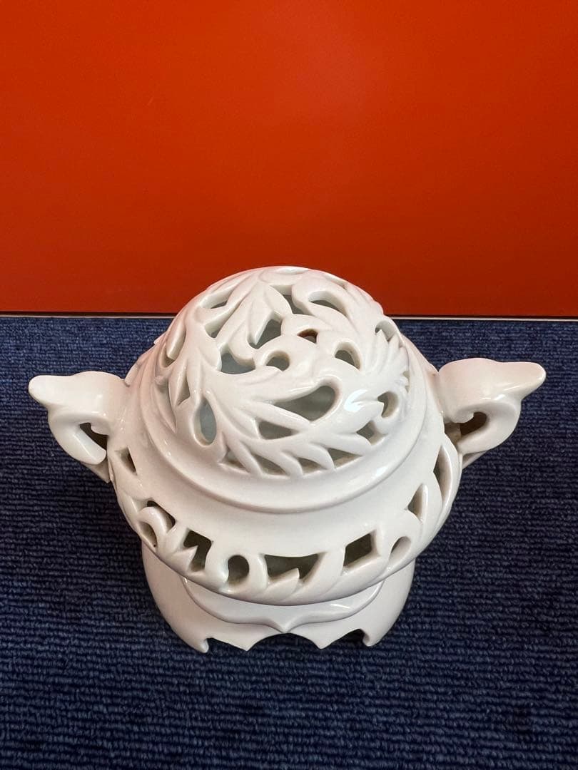 1206  吉窯龍泉　透かし彫り　香炉