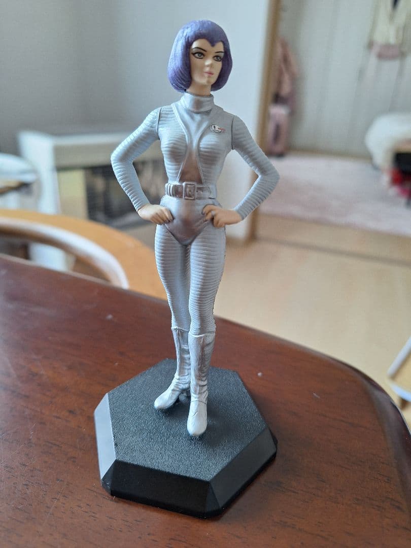 SFムービコレクション。謎の円盤UFO『エリス中尉』 - メルカリ