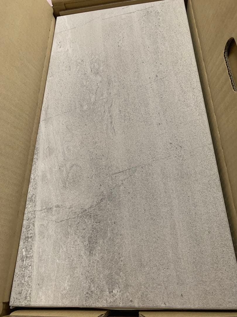 エコカラットプラス　ストーングレース　ベージュ