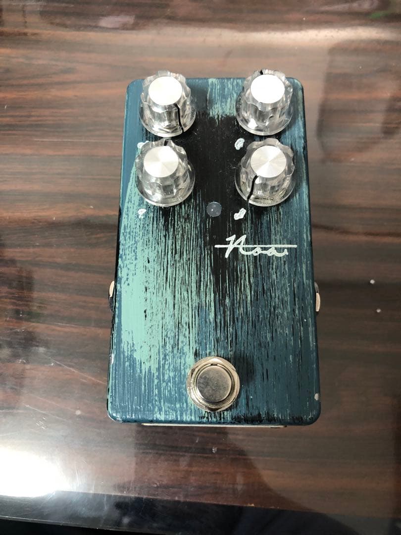 Petra Noa err ビルダーサイン入り　りーん？