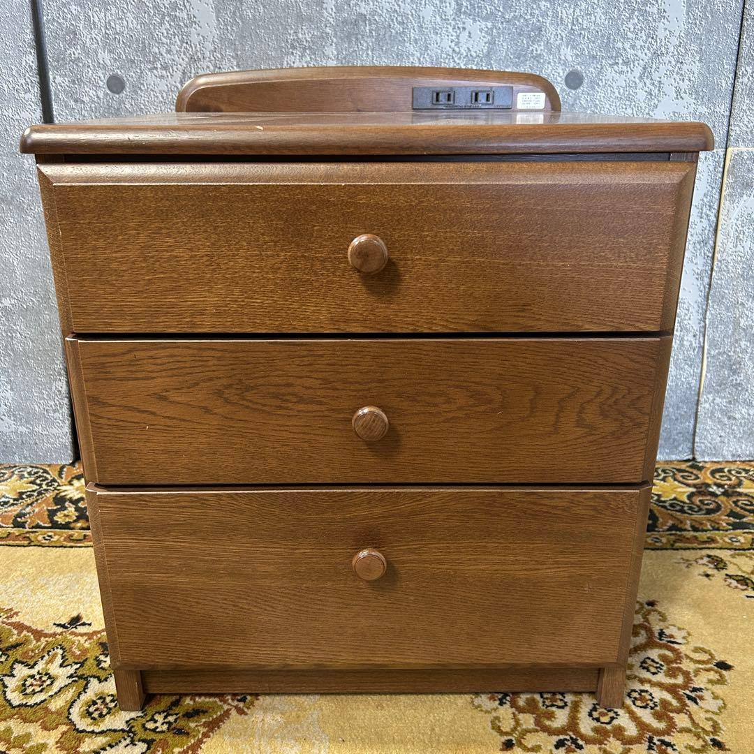 ꧁カリモク家具 karimoku꧂コンセント付ナイトテーブル サイド ロー 収納