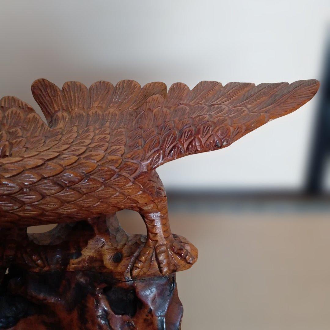大型 木彫り 鷲 置物 一刀彫 彫刻芸術品 ヴィンテージ 民芸品 インテリア