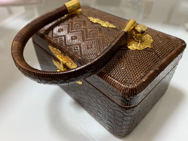 ヤンリパオ　籠バッグ