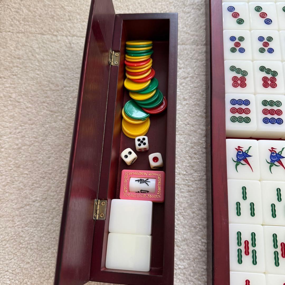 高級　麻雀牌　ジャンボ牌　デカ牌　木箱　4cm×3cm 35g