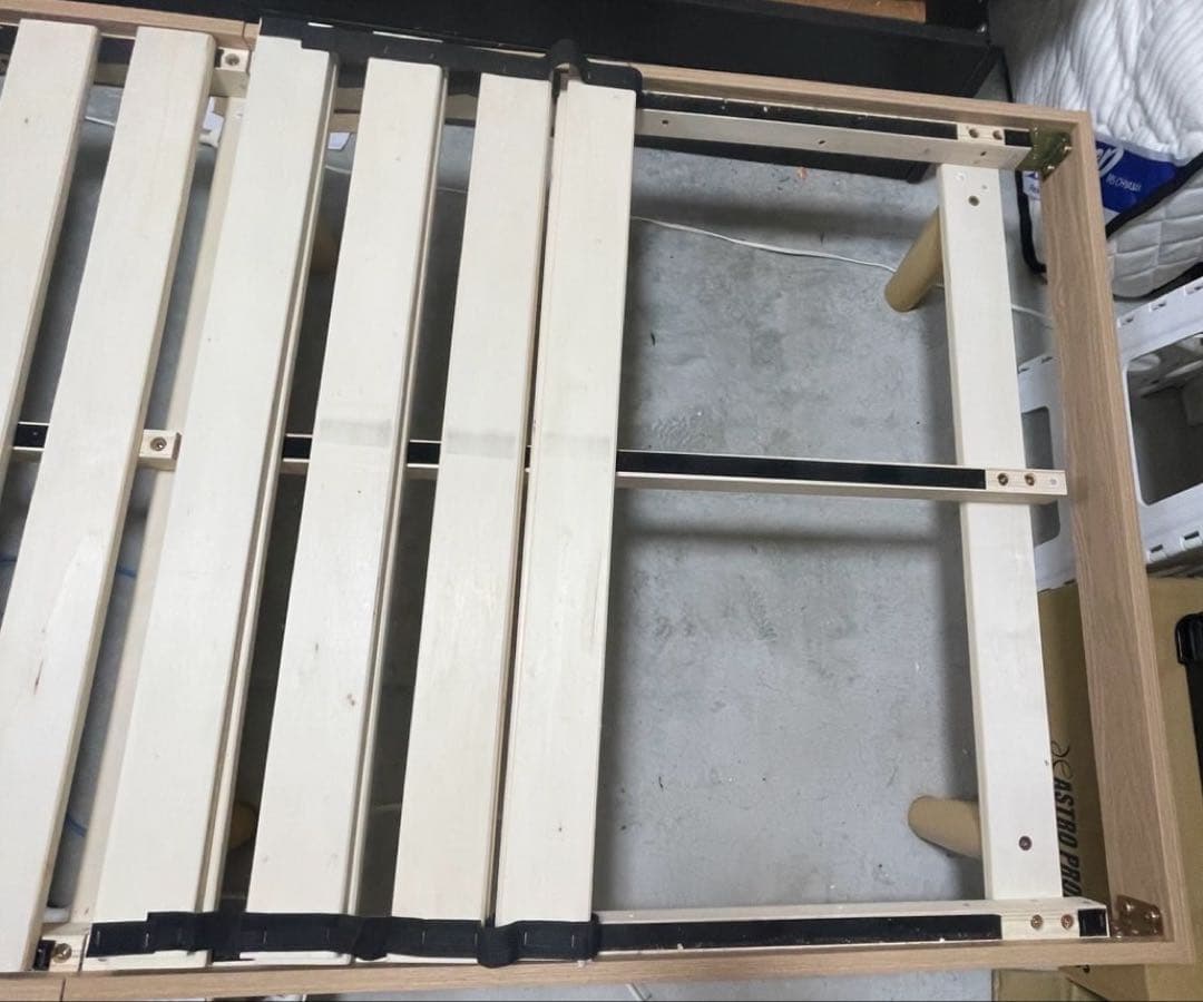 シングルベッド ブラウン×ホワイト ライト付き