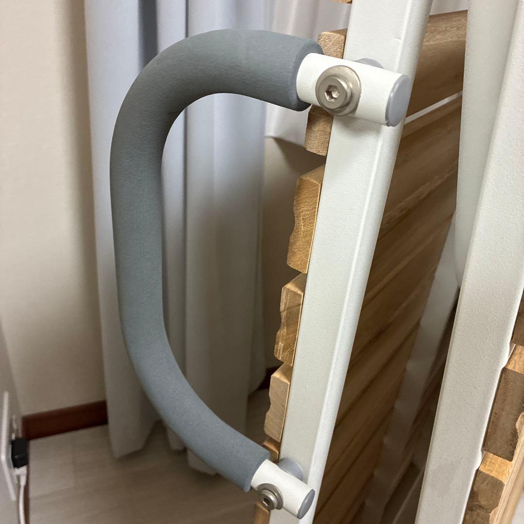 ニトリ　折りたたみ桐スノコベッド