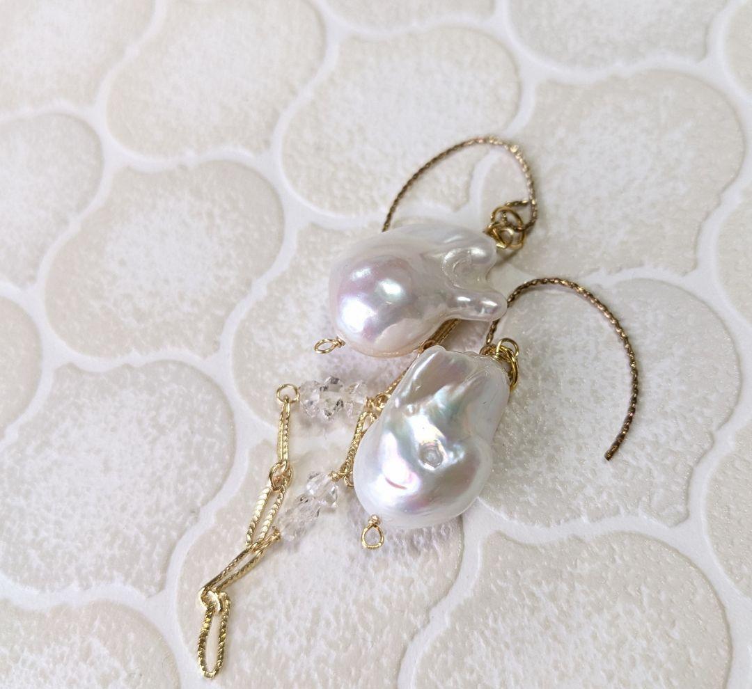 大粒オイスターパール☾　ハーキマークォーツ　チャーム