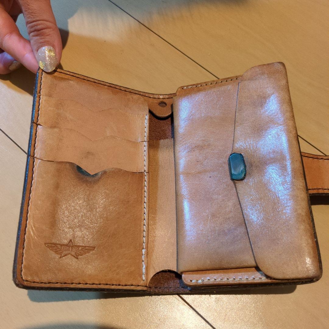 カービングレザー製花模様財布