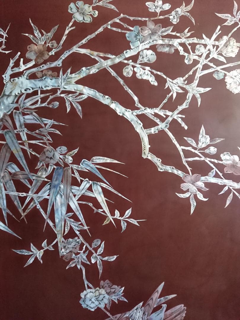 螺鈿細工　花鳥図　壁掛け　漆塗木板　置物　インテリア　工芸品　美術品　A1395