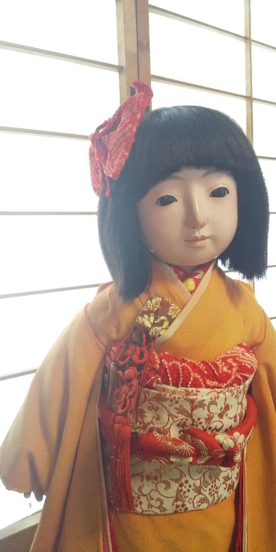 美しい市松人形