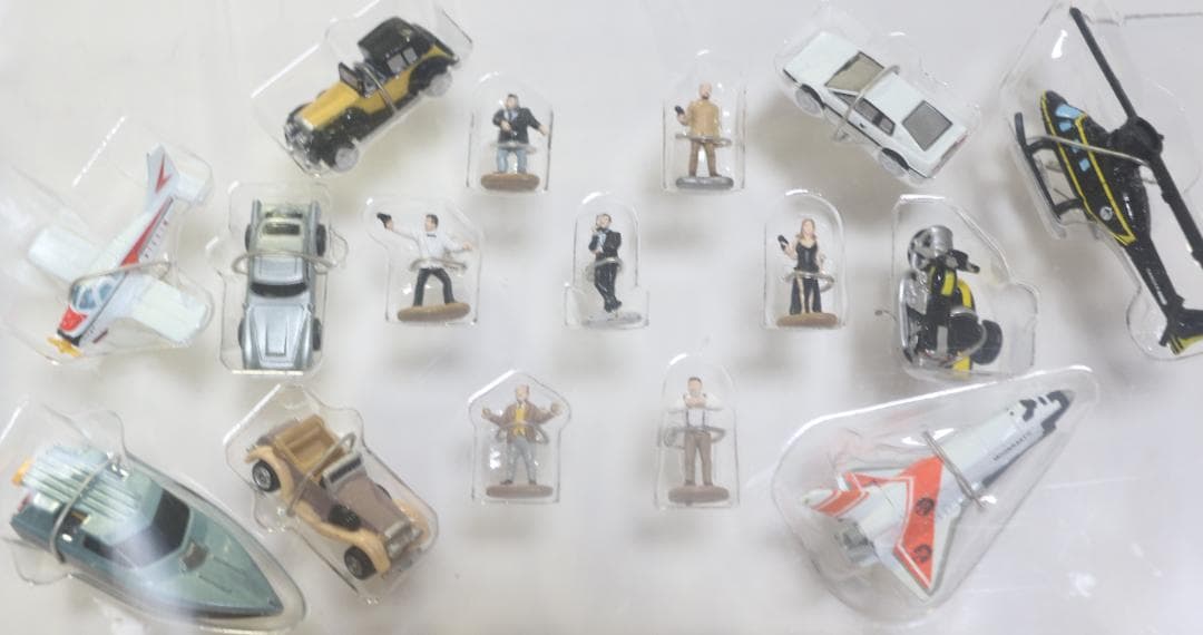 貴重　gal00b社製００７コレクション　マイクロマシーン　未開封　中古品