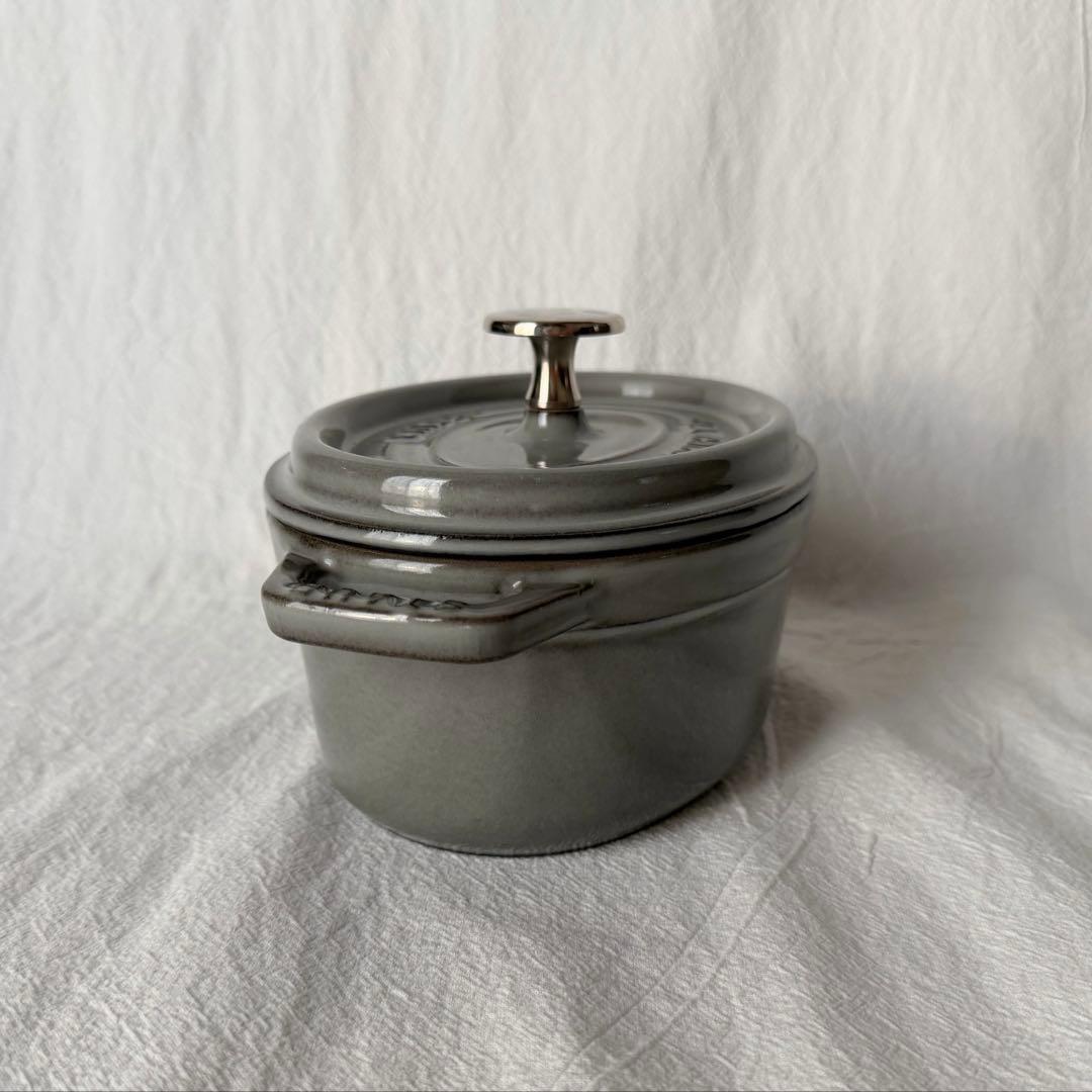 STAUB　オーバル17cm　グレー