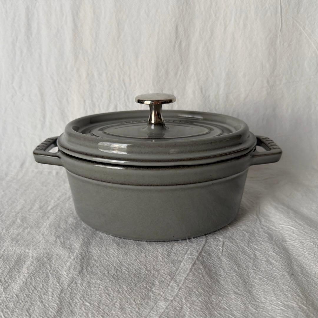STAUB　オーバル17cm　グレー