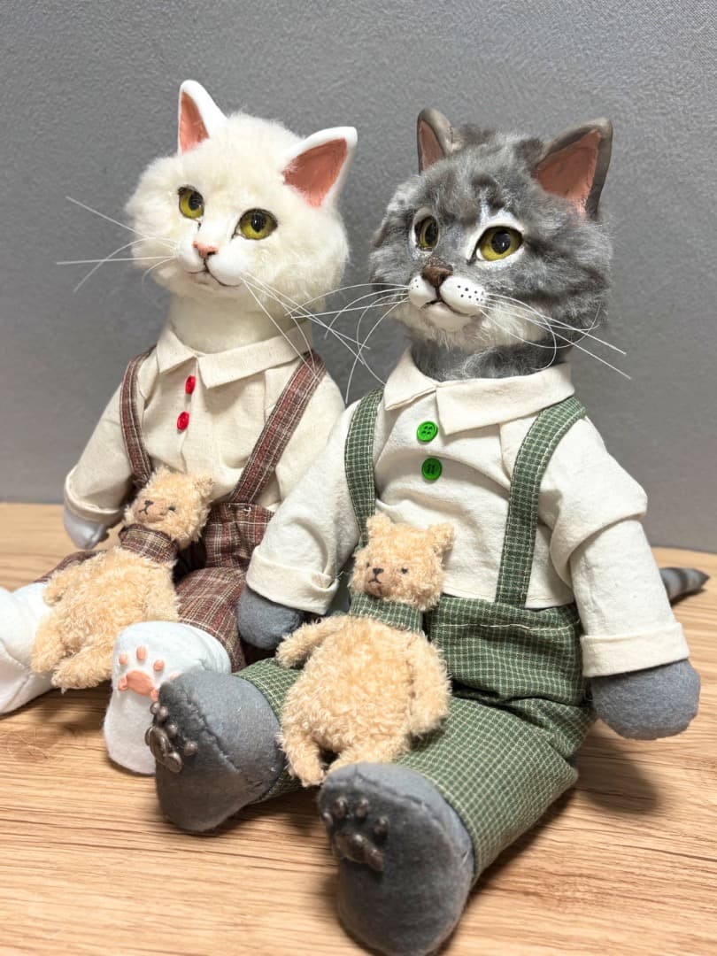 A 仲良し2匹のアートドール　【ハンドメイド】猫　ぬいぐるみ　羊毛フェルト
