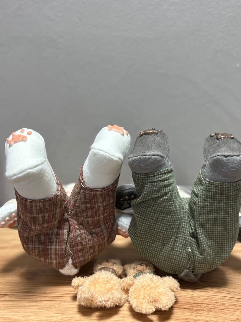 A 仲良し2匹のアートドール　【ハンドメイド】猫　ぬいぐるみ　羊毛フェルト