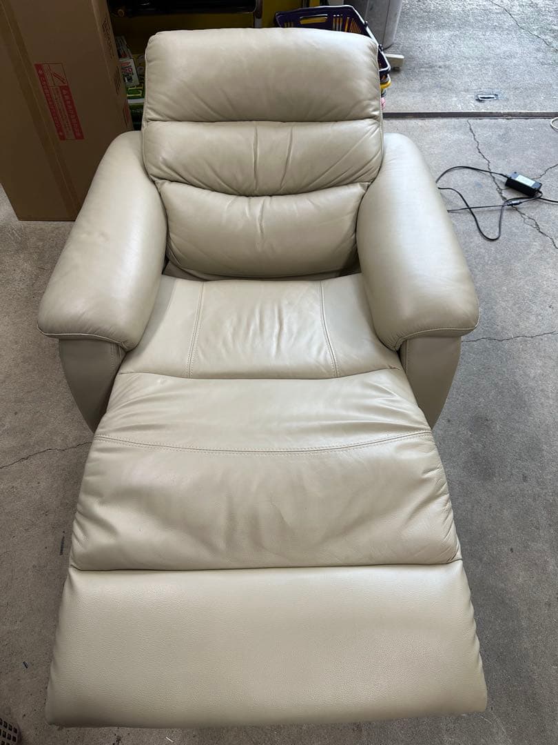 名古屋市内送料無料　ニトリ　電動リクライニングソファ　1人掛け　中古美品