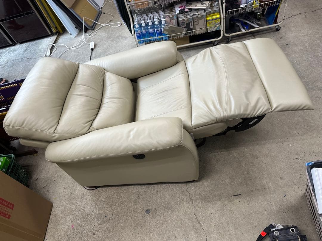 名古屋市内送料無料　ニトリ　電動リクライニングソファ　1人掛け　中古美品