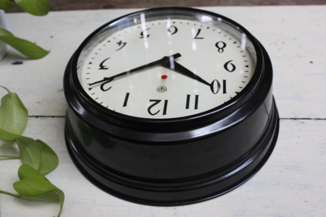 インダストリアル 静音 アンティーク 丸型 電池式 クオーツ改造 動作品