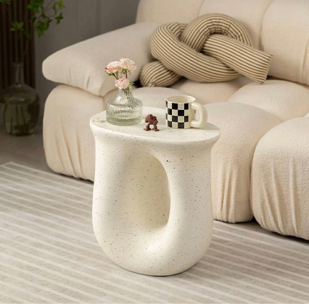 UNHO セメント サイドテーブル ホワイト