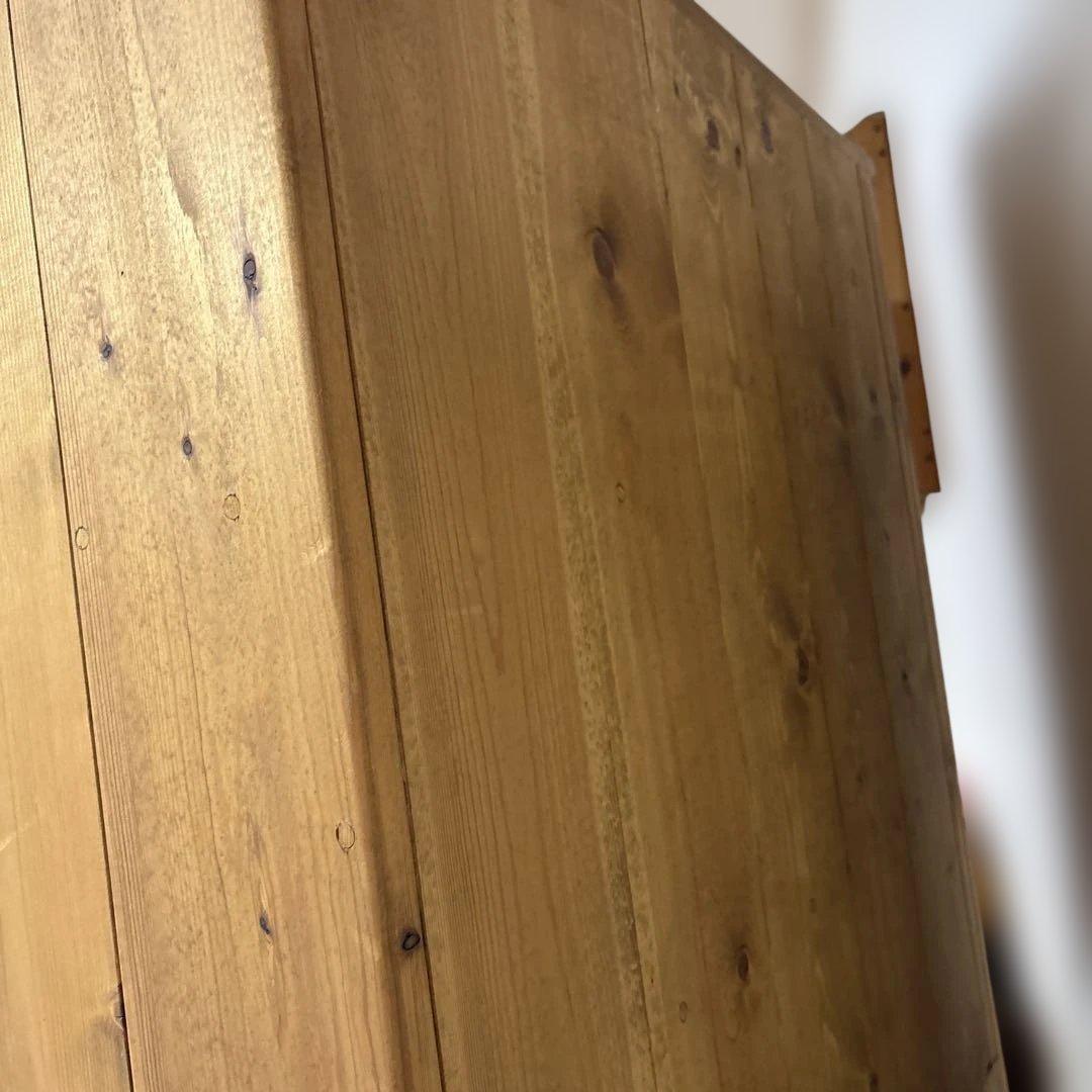 カントリー家具　キャビネットハート