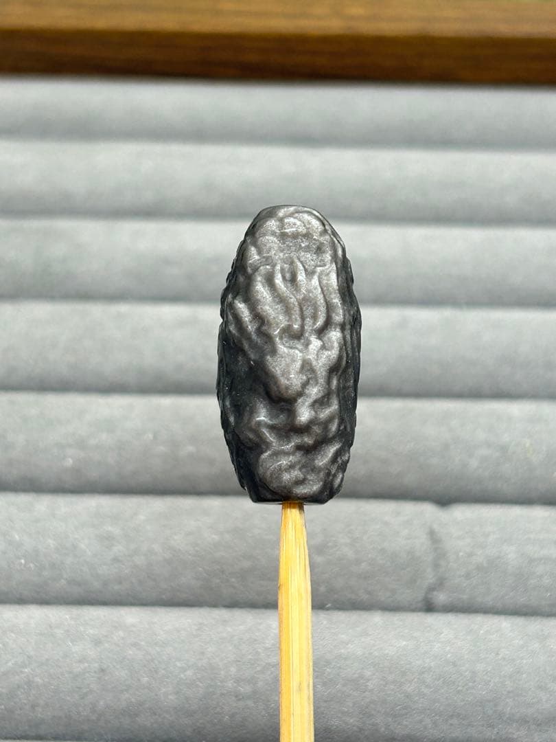 天然石シルバーオブシディアンパーツ　ドラゴン天珠　No.2215