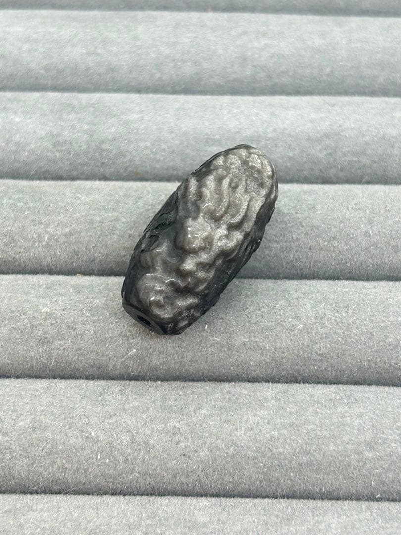 天然石シルバーオブシディアンパーツ　ドラゴン天珠　No.2215