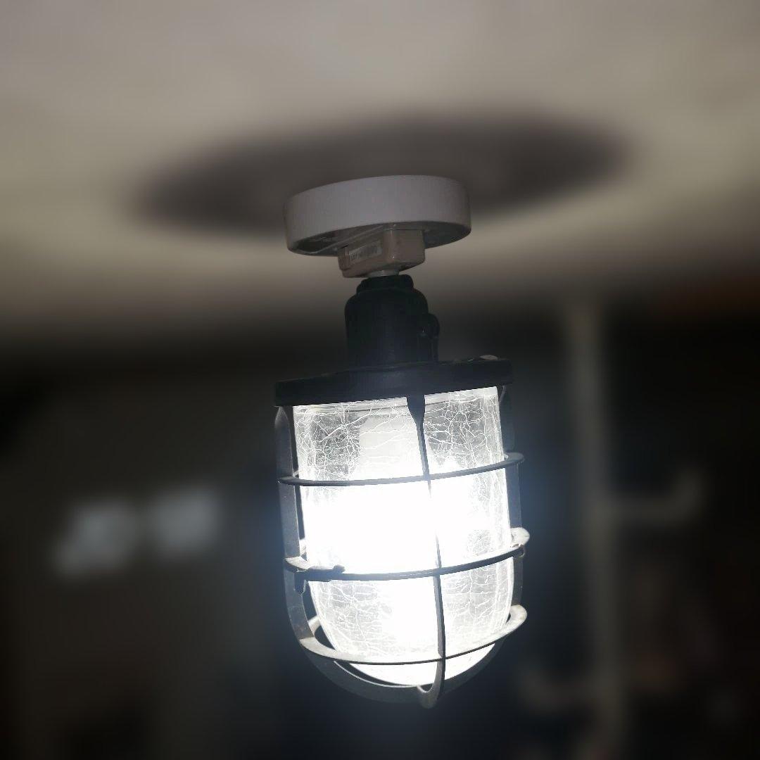 factory　船内レトロなアイアン×クラックガラスのシーリングライト　中古