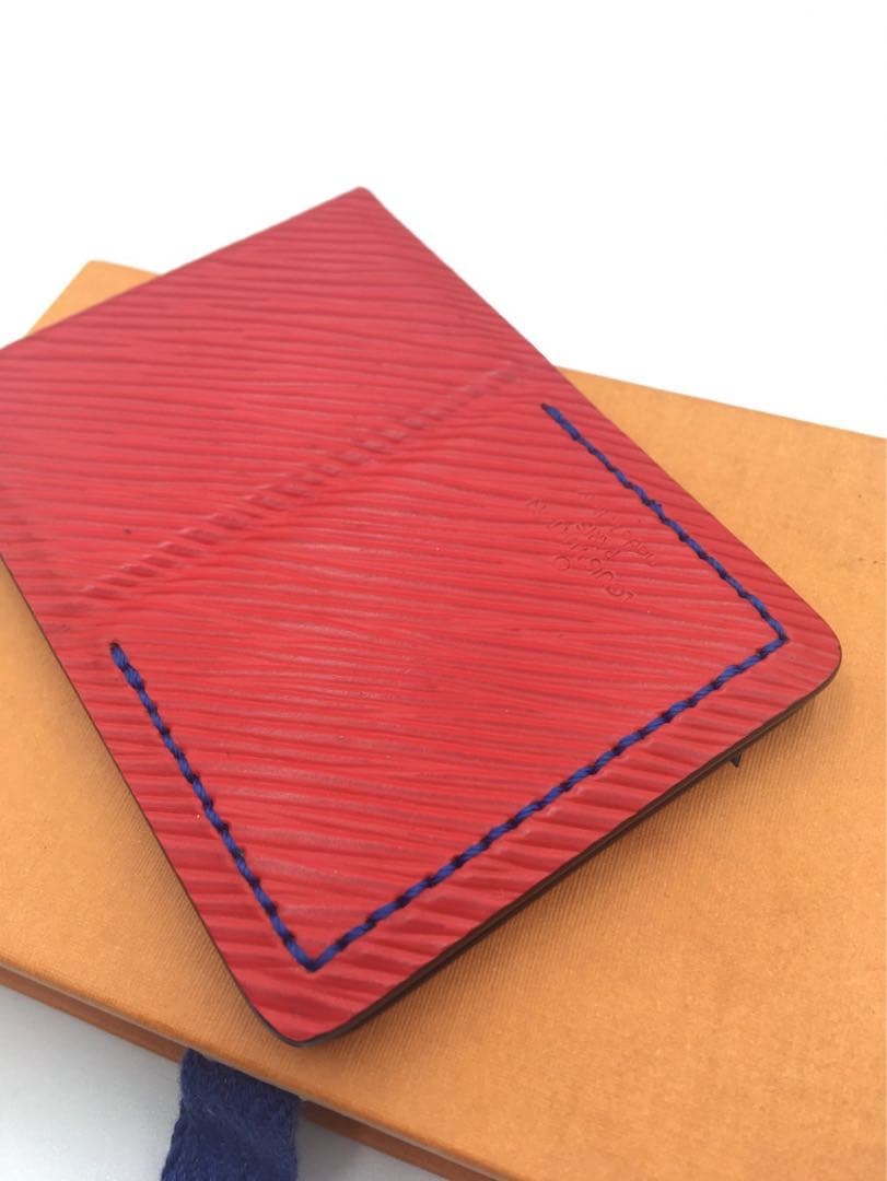 ルイヴィトン　エピ　ミラー　鏡