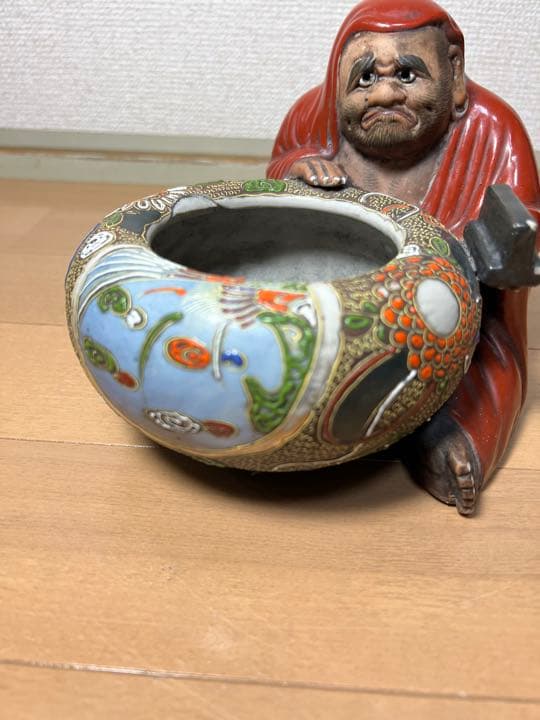 767 九谷焼　達磨　灰皿　時代物