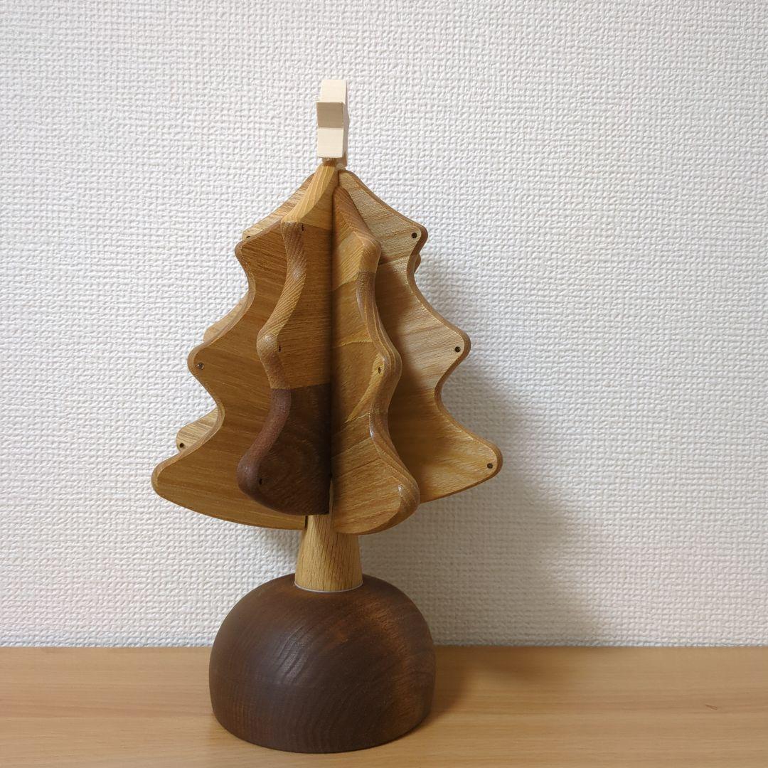 オークビレッジクリスマスツリー