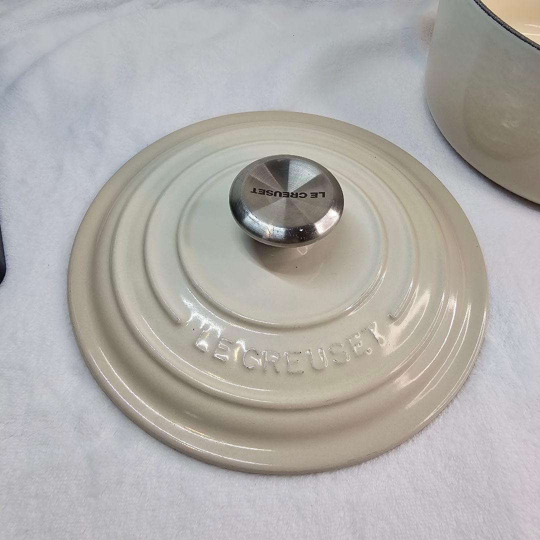 レアーLe Creuset ル・クルーゼ両手鍋18cm メレンゲ シルバーツマミ