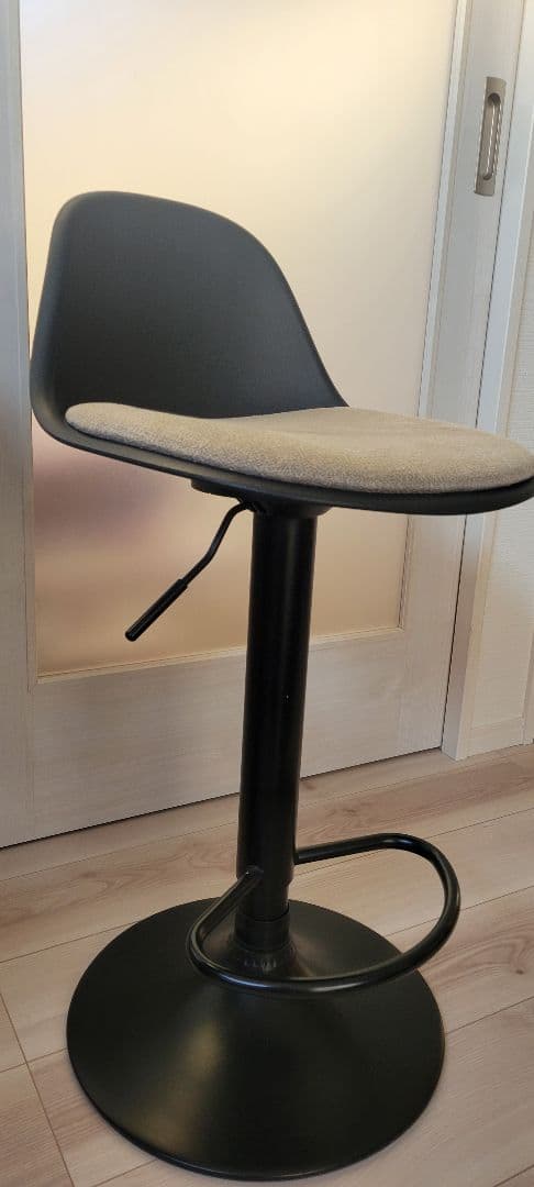 三重県津市近郊の方お渡し限定　エスパス購入　黒いバースツール 3脚セット