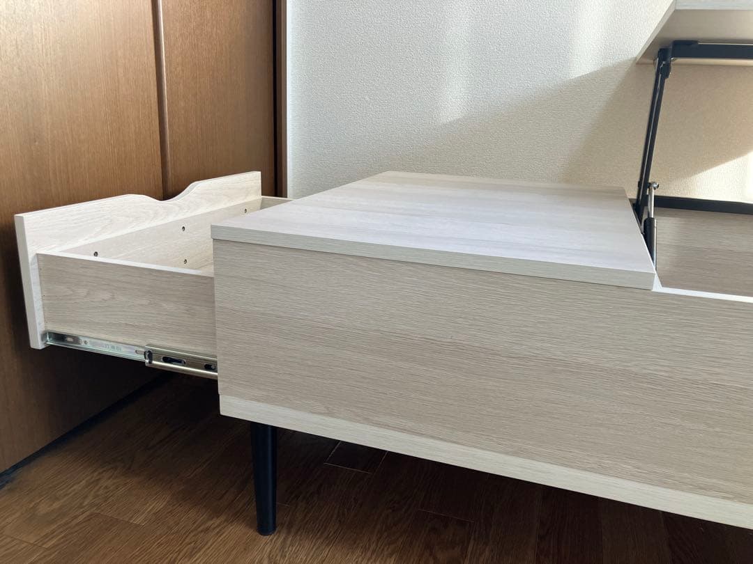 収納付きリフトアップセンターテーブル　ニトリ