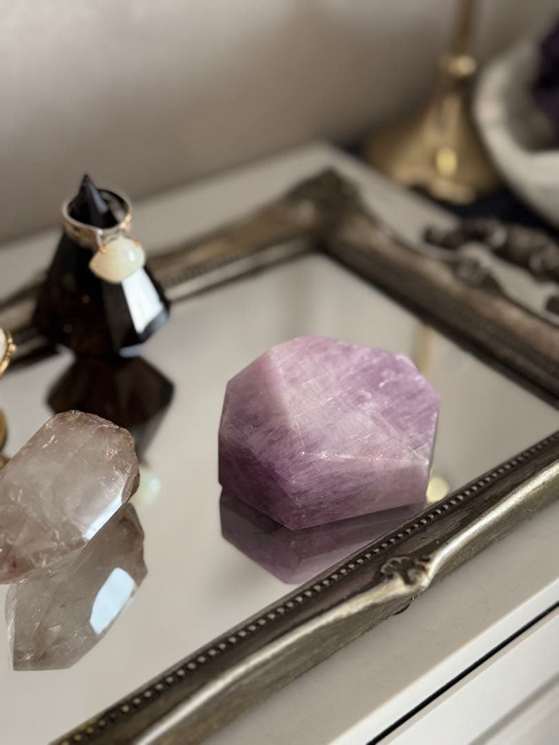 感謝価格⭐︎クンツァイト 大ぶりフリーフォーム ラベンダーカラー・ブラジル産