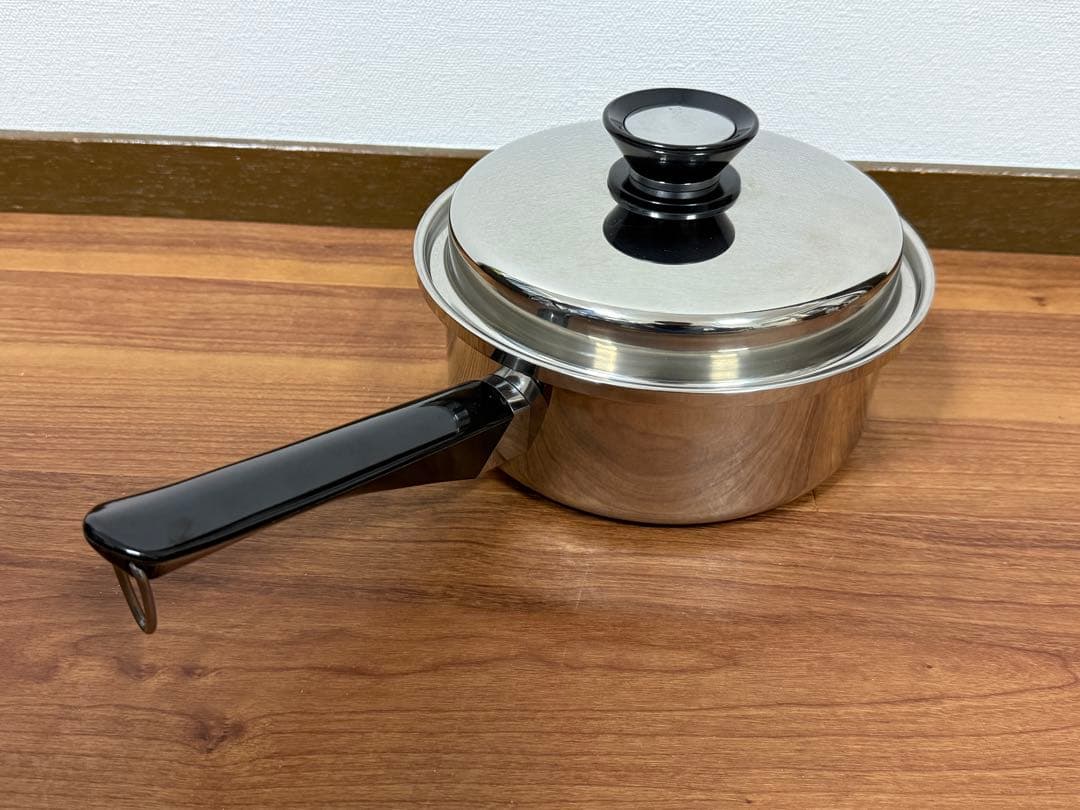 【美品】アムウェイ　中ソースパン