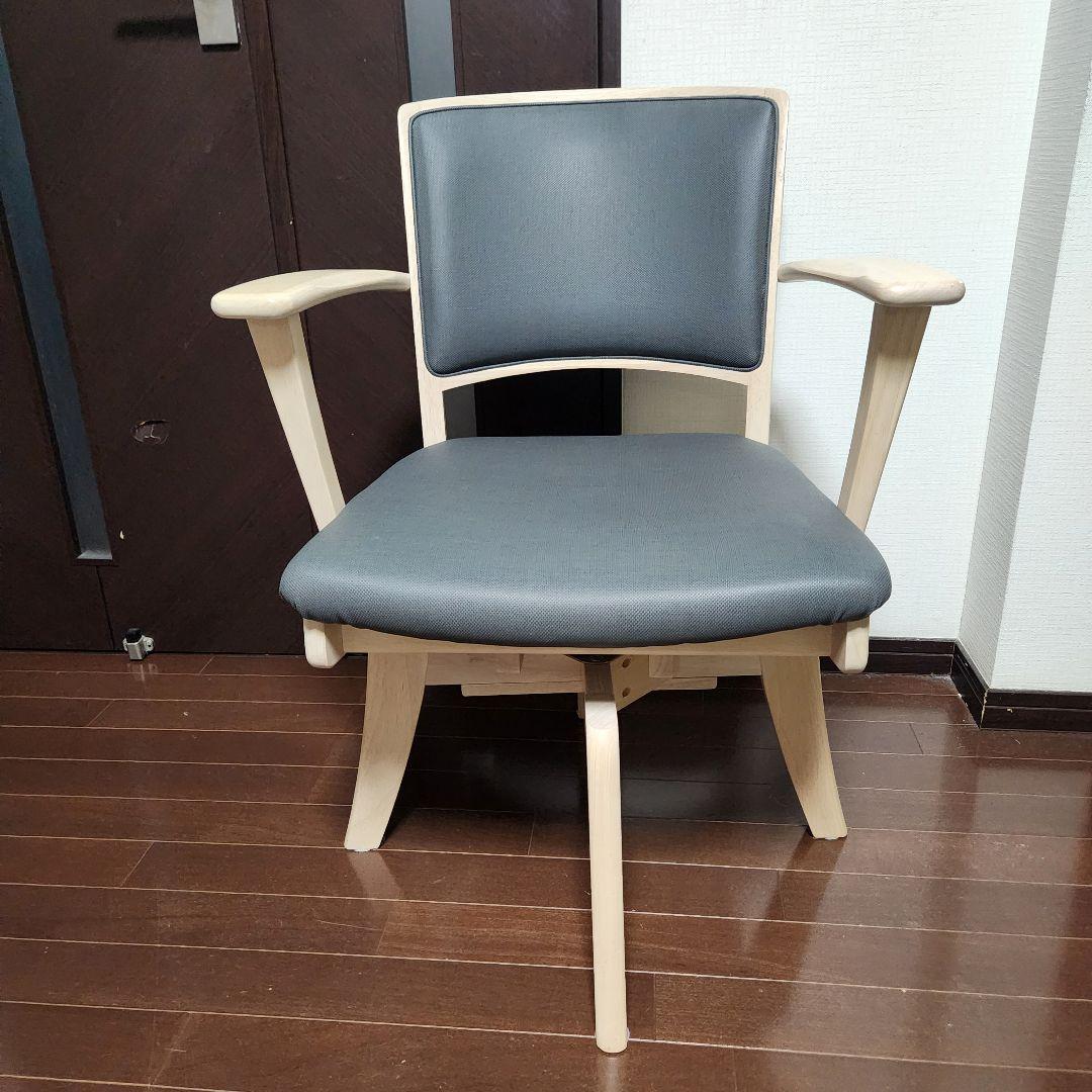 【新品2.7万】回転アームチェア CCM3 筑波産商