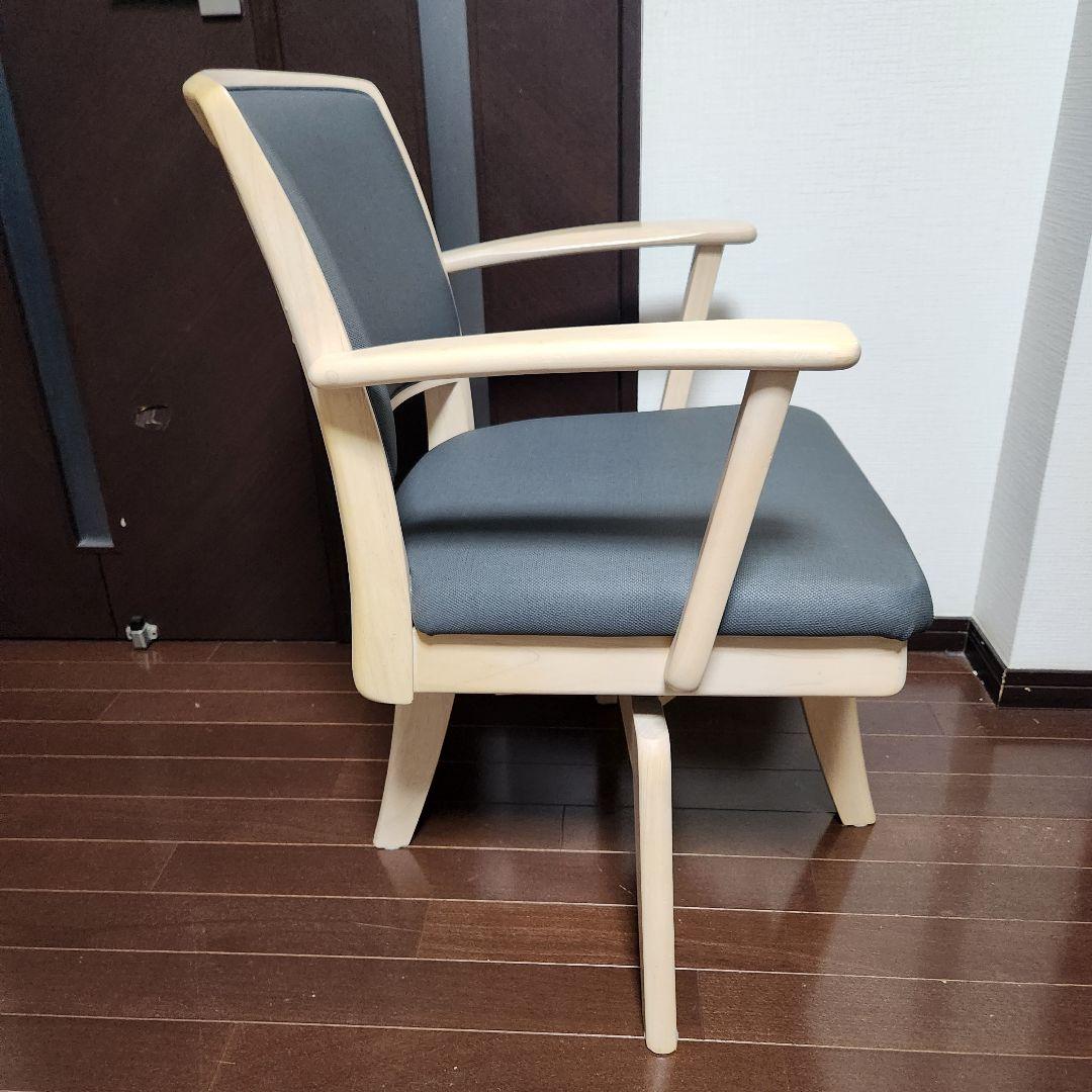 【新品2.7万】回転アームチェア CCM3 筑波産商